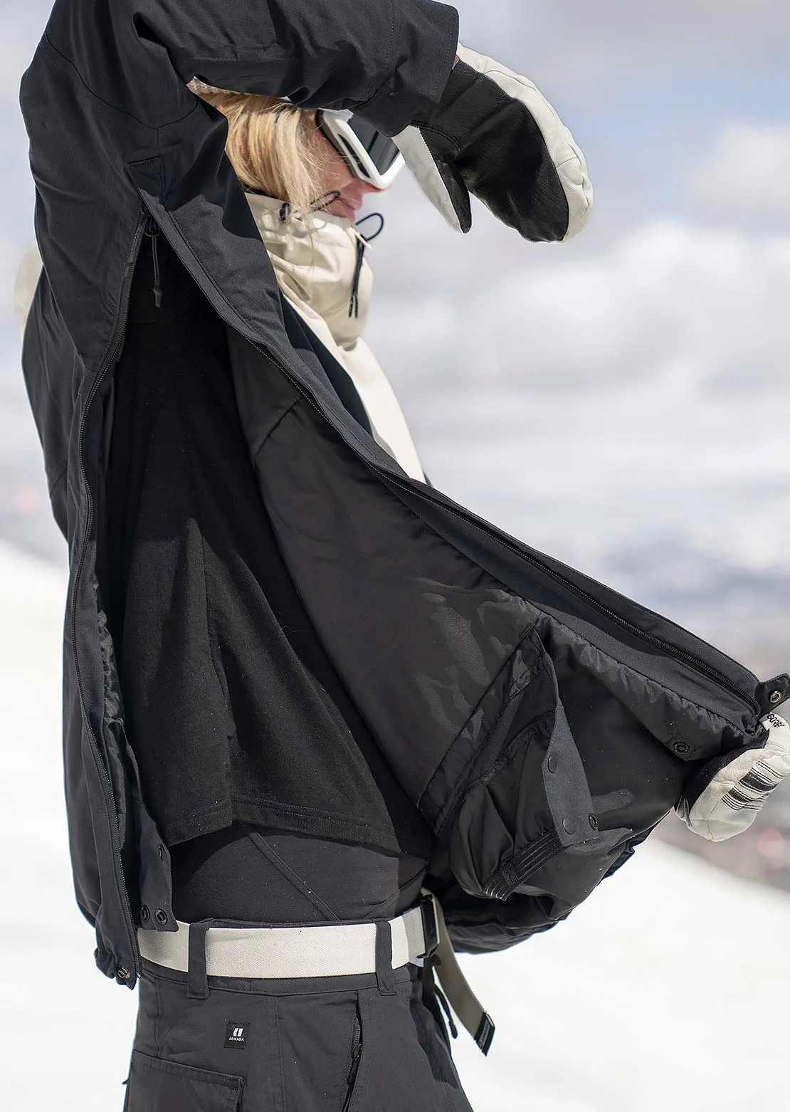 Armada Women's Madaket 2L Insulated Anorak