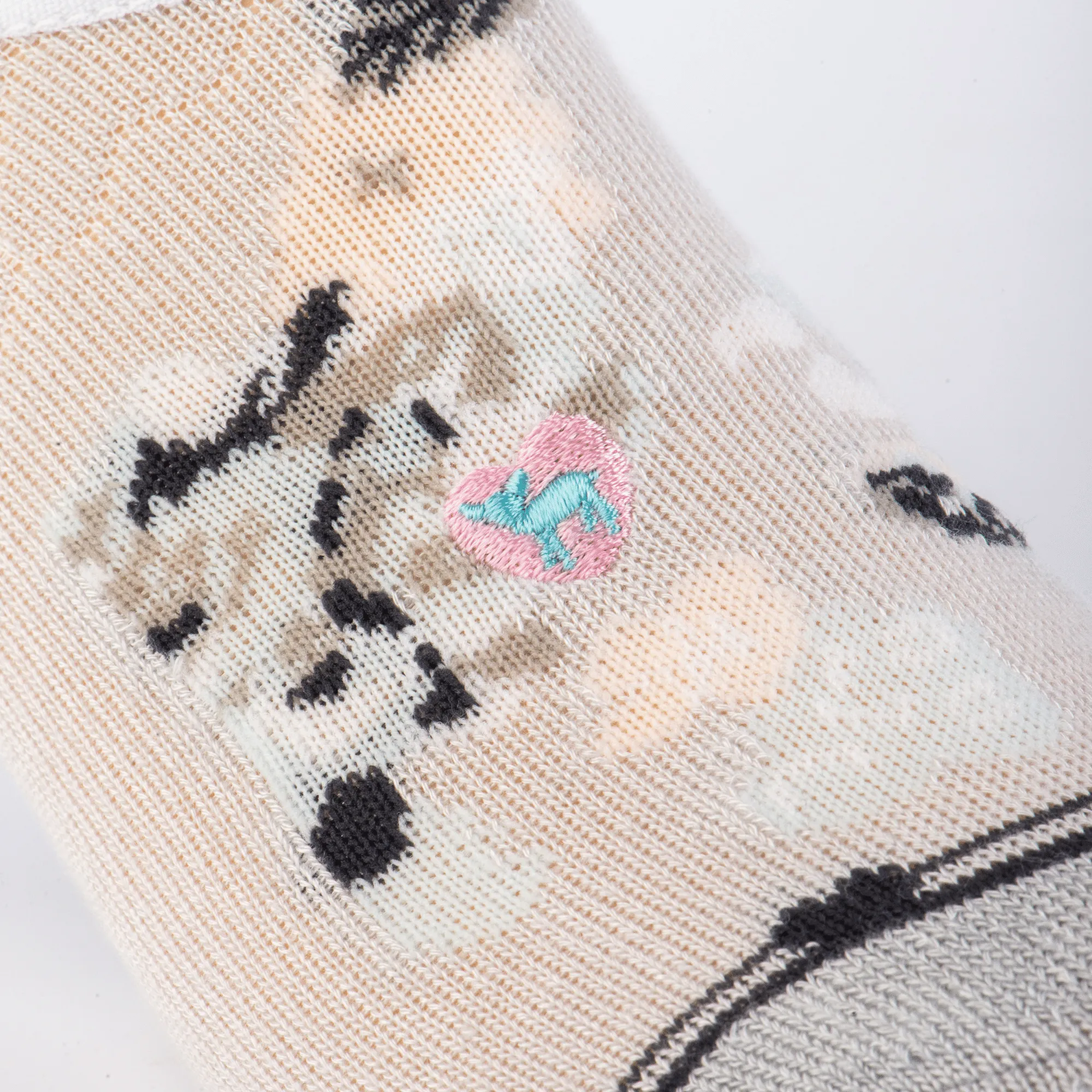Bamboo Socks | No Fuss No-Show | Fleur de Rose Grey