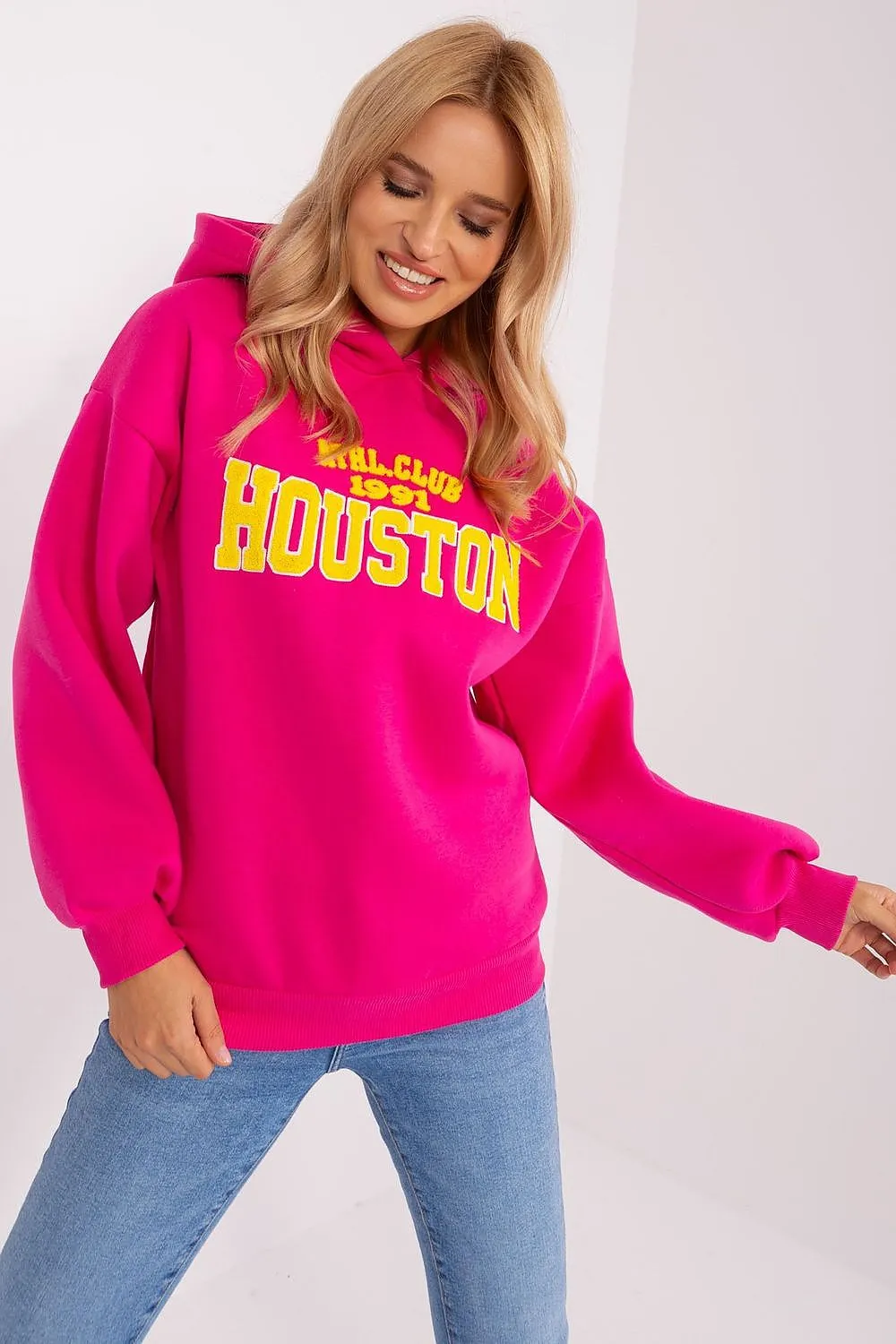 Cozy & Chic Women's Hoodie: Stylish Pullover with Bold Pattern & Front Inscription for Cool Days