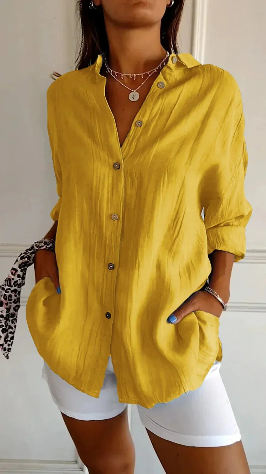 Elegant Saskia women's shirt