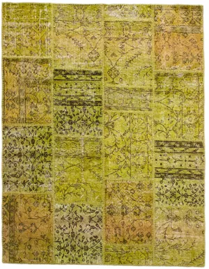 Eliott <br> (4'11" x 5'3")
