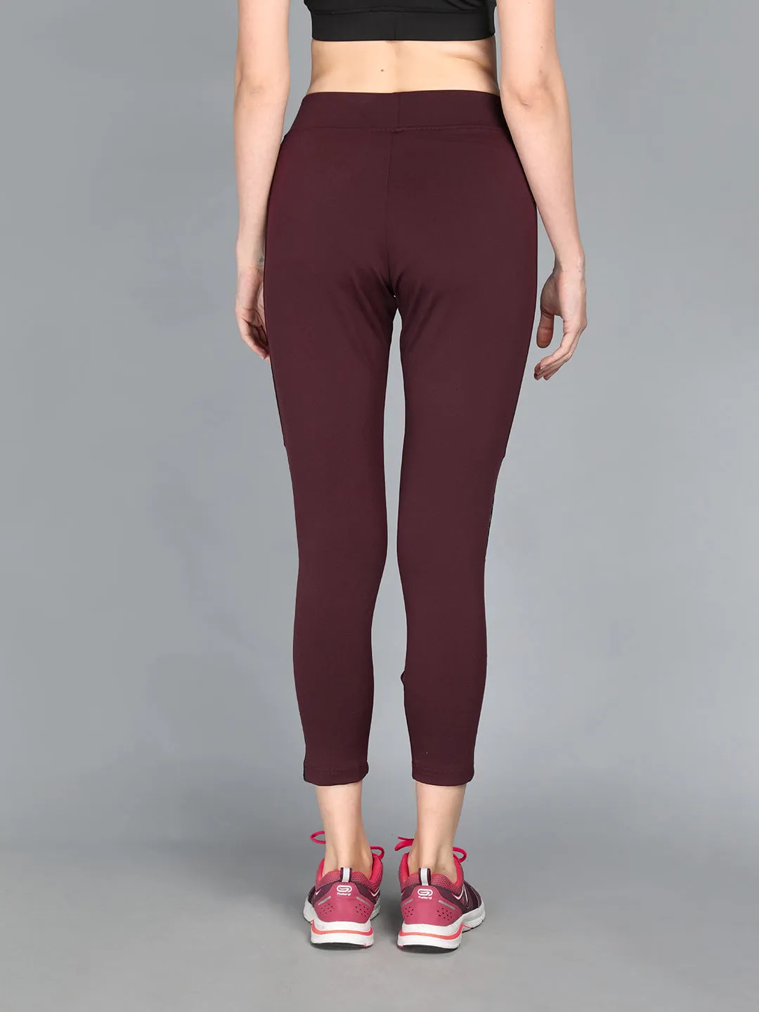 Neva Women Regular Fit Ankle Length Sweatfree Trackpant