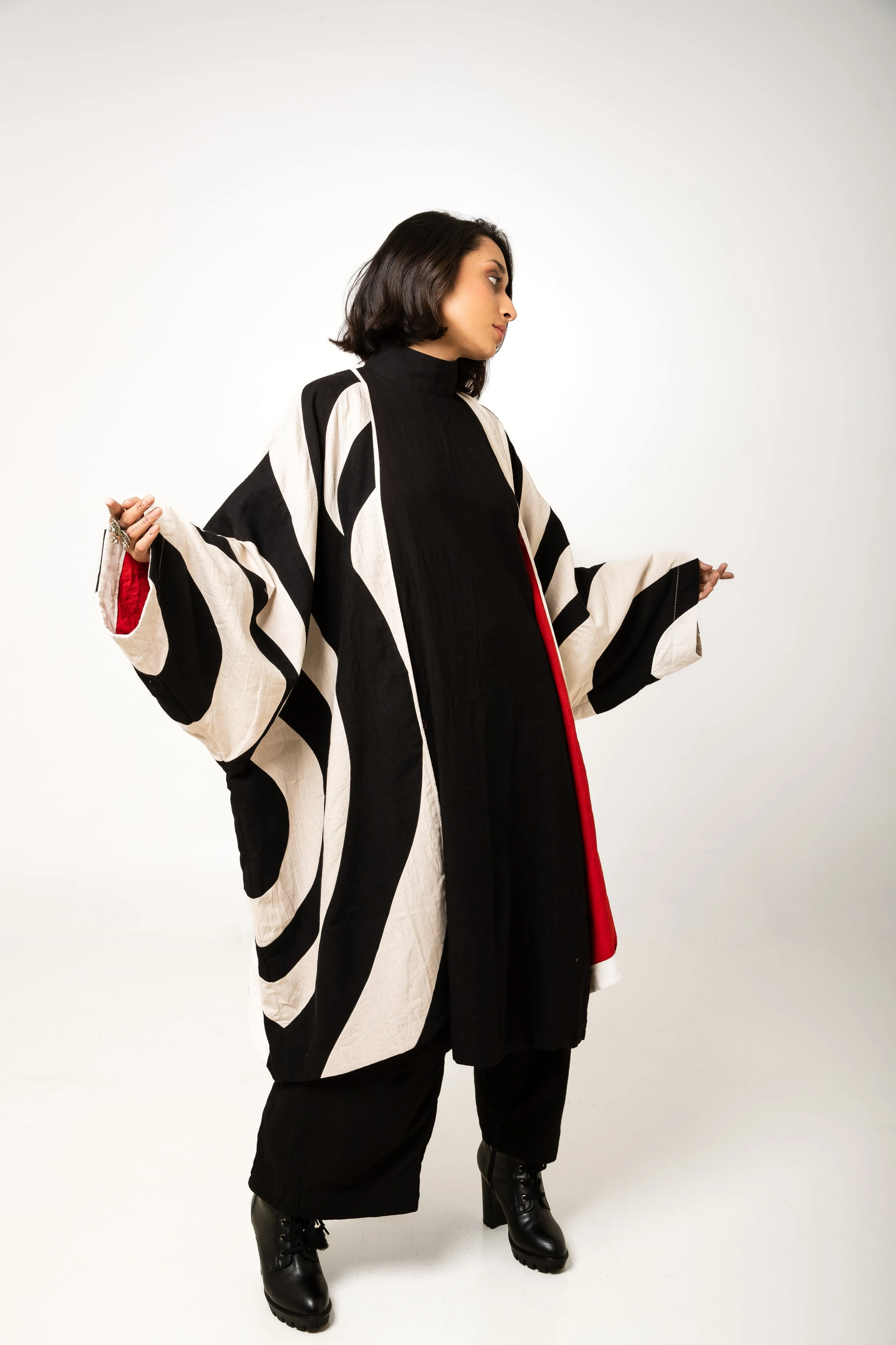 New Season Summer/Fall 2024-Jacket Oversized Kora Cotton Moma Black White -Ka-Sha - Fashion Edit Aseem