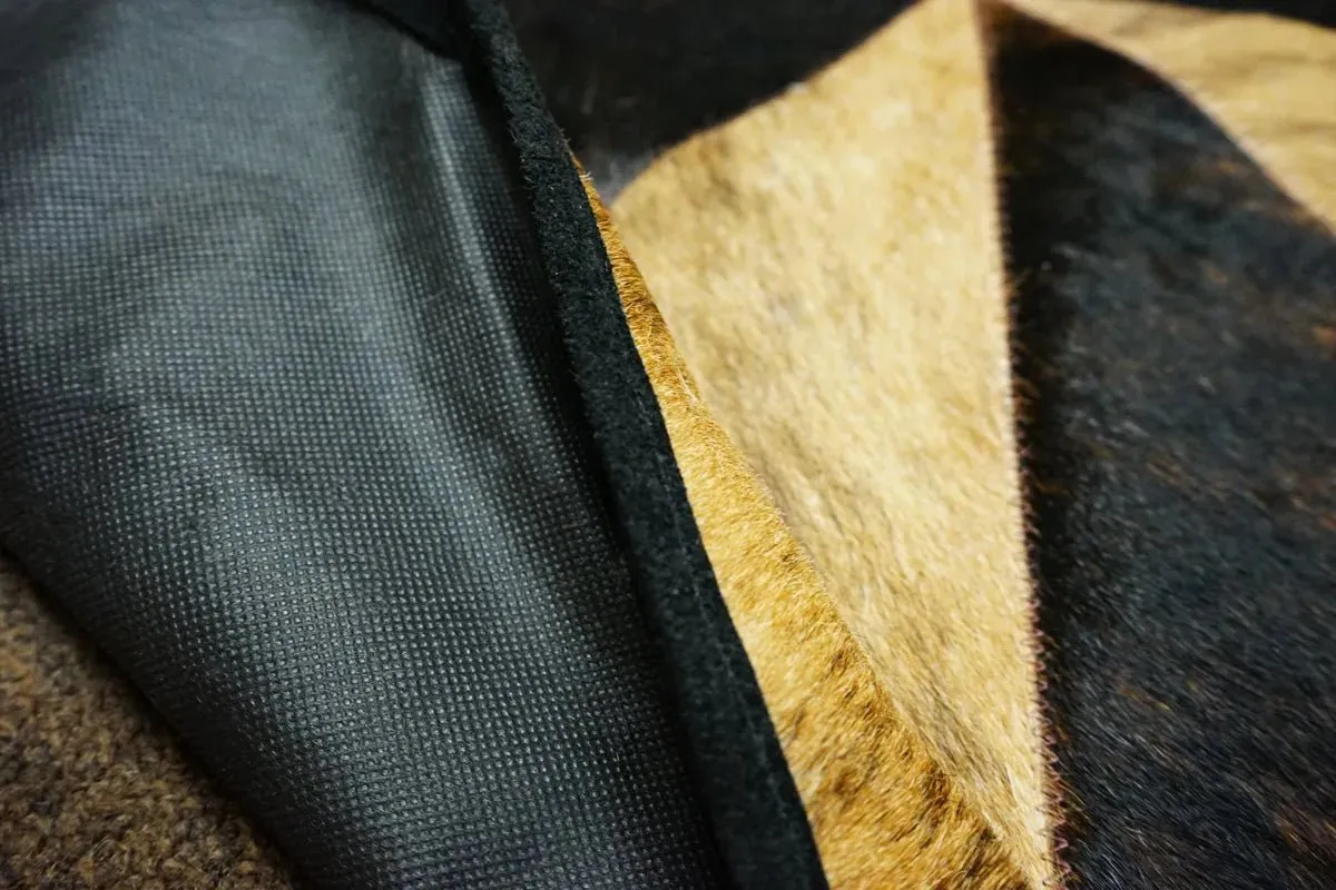 Texas Star Round Cowhide Patchwork Rug