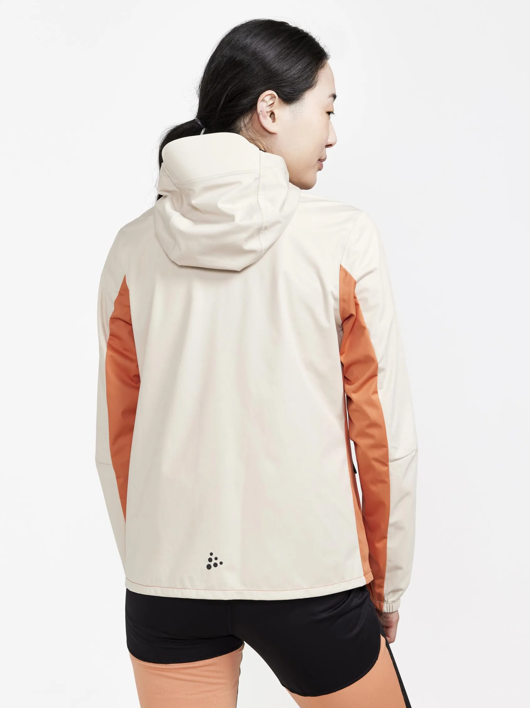 WOMEN'S ADV ESSENCE HYDRO JACKET