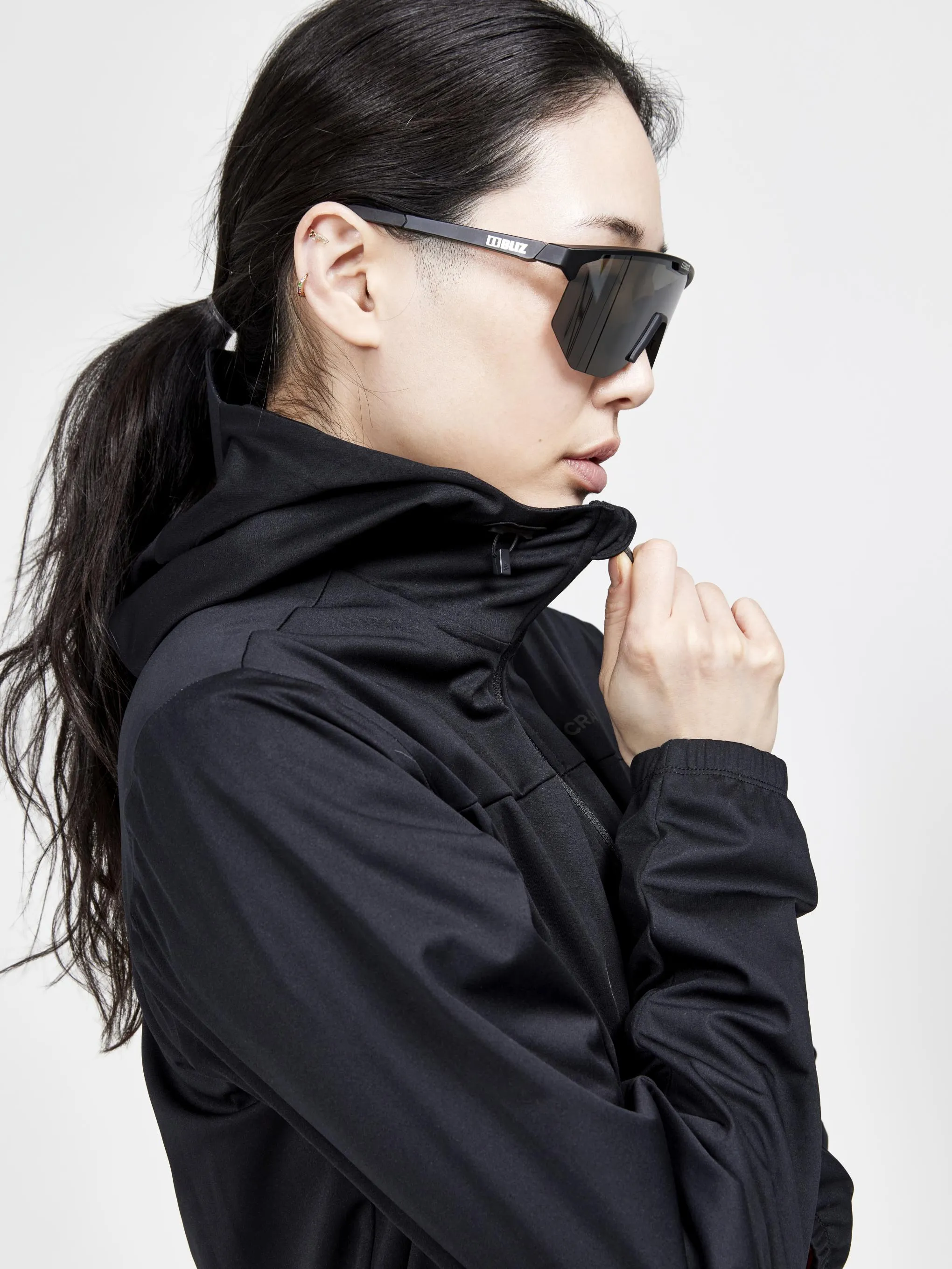 WOMEN'S ADV ESSENCE HYDRO JACKET