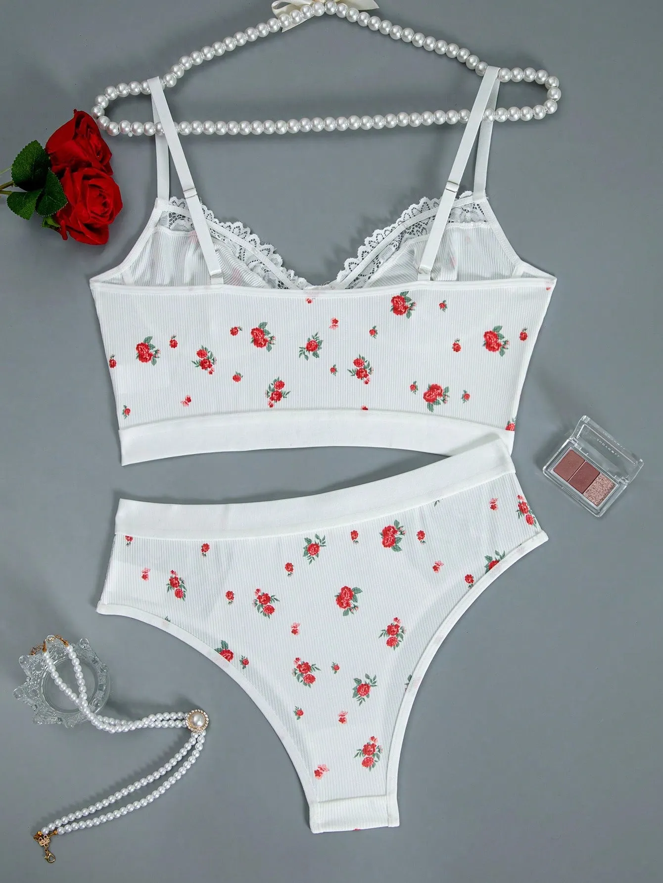 Women's White Heart Lace Patchwork Floral Print Sexy Lingerie Set